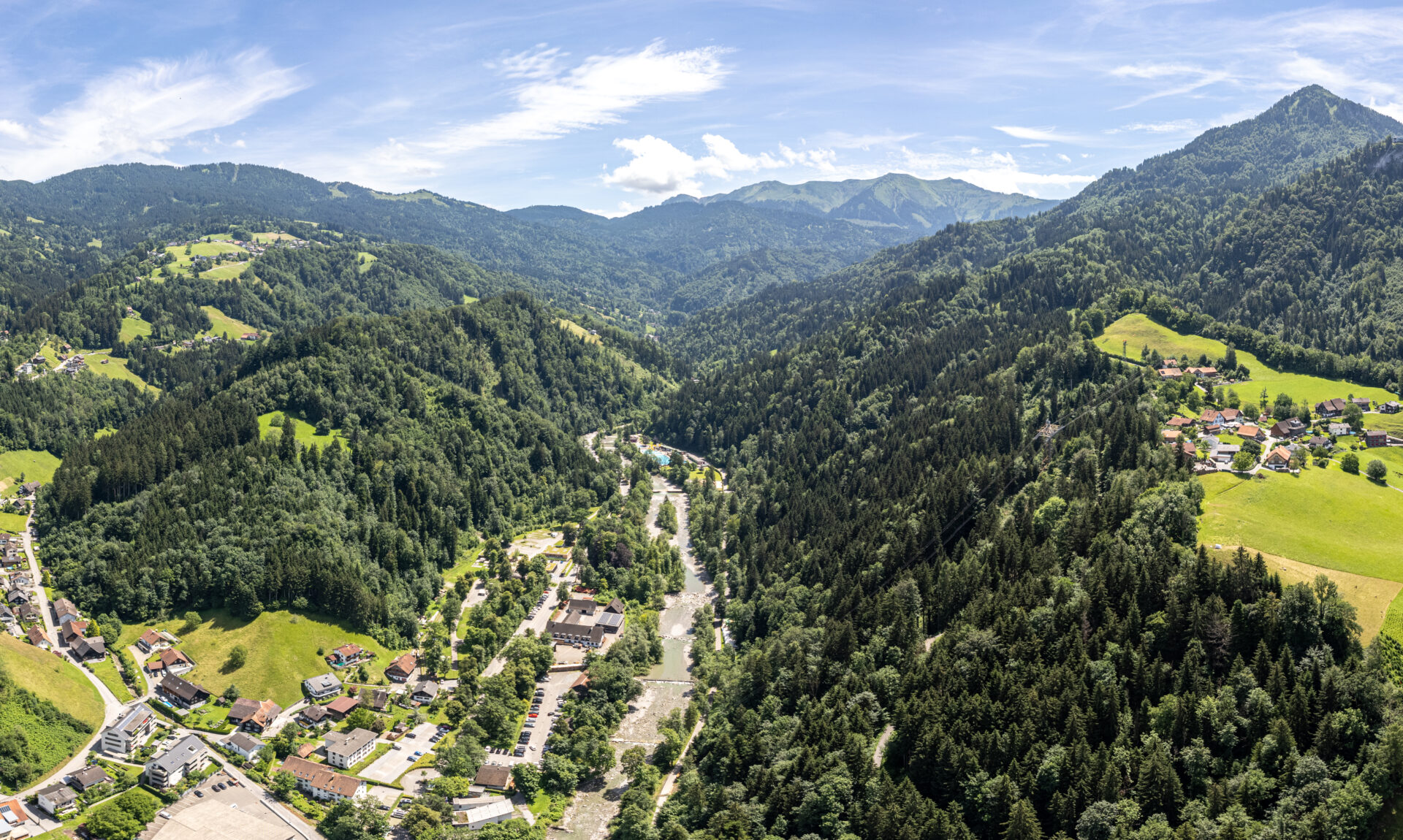 Drohnenaufnahme Camping Dornbirn Richtung Firstgebirge